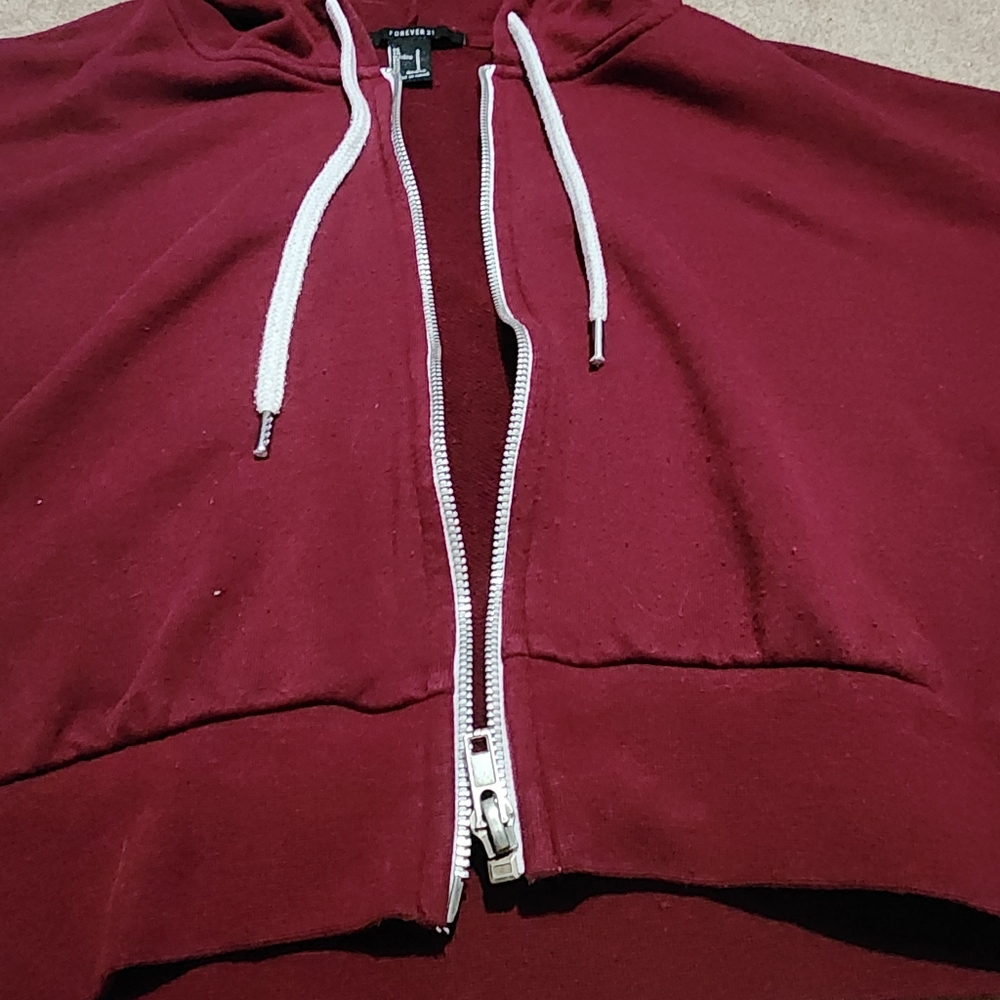 Forever 21 Maroon Crop Top Zipper Down Hoodie Sz Sm - Picture 2 of 5